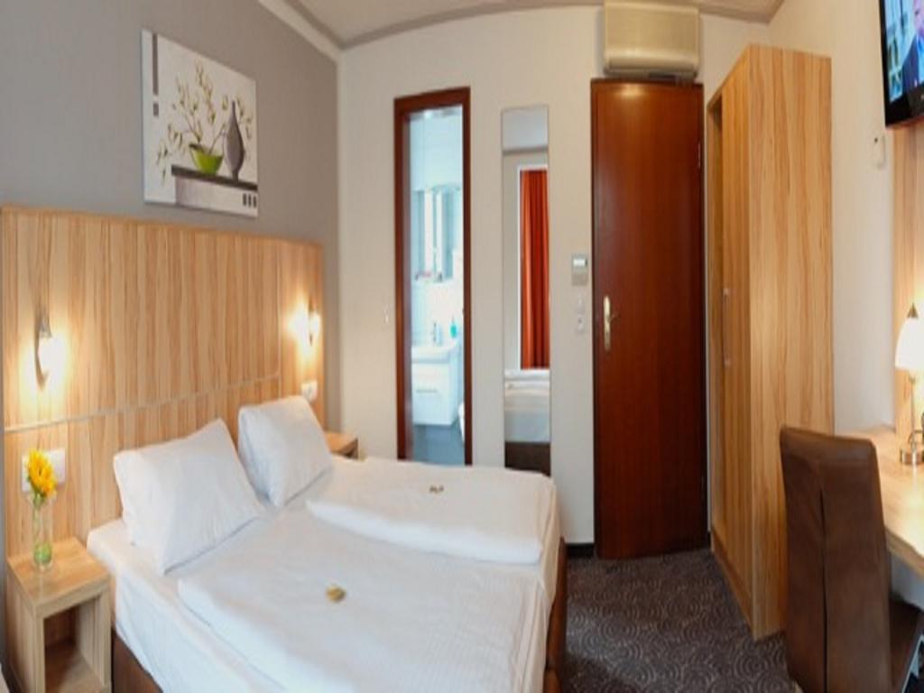 Hotel Am Schelztor Esslingen am Neckar Eksteriør bilde