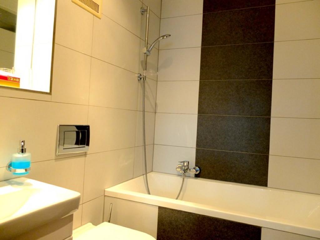 Hotel Am Schelztor Esslingen am Neckar Eksteriør bilde