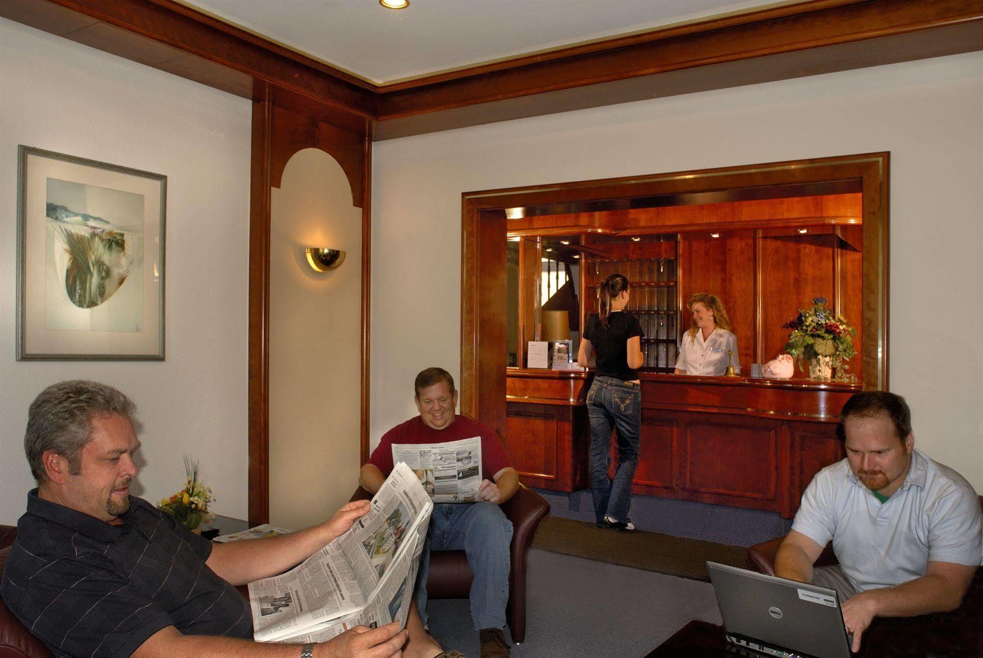 Hotel Am Schelztor Esslingen am Neckar Eksteriør bilde